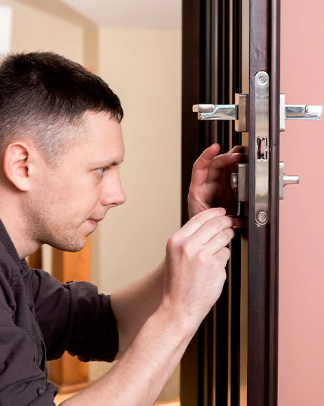 : Professional Locksmith For Commercial And Residential Locksmith Services in Lake Mathews, CA