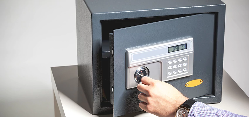 Jewelry Safe Unlocking Service in Lake Mathews, California