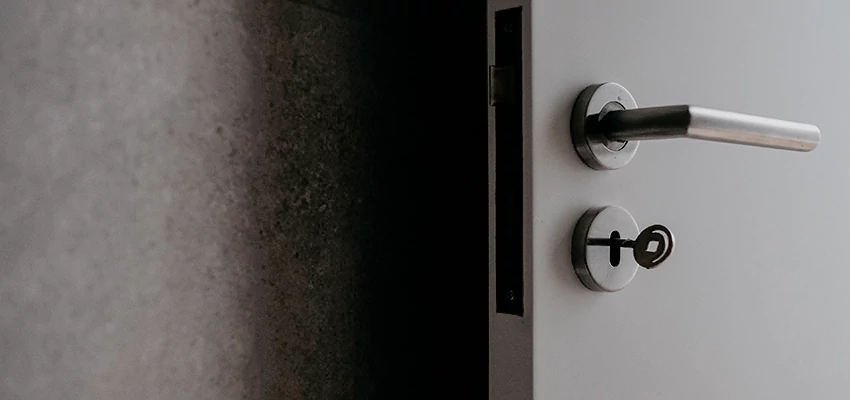 Front Door Handle Repair And Installation in Lake Mathews, CA